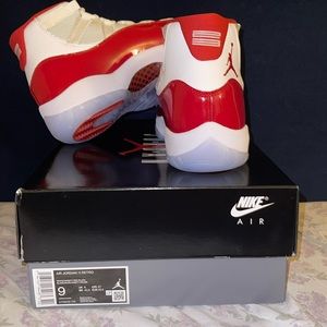 AIR JORDAN RETRO 11’s 🍒